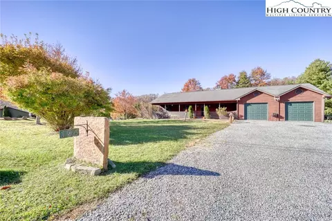 194 Pine Hill Rd, Boone, NC 28607