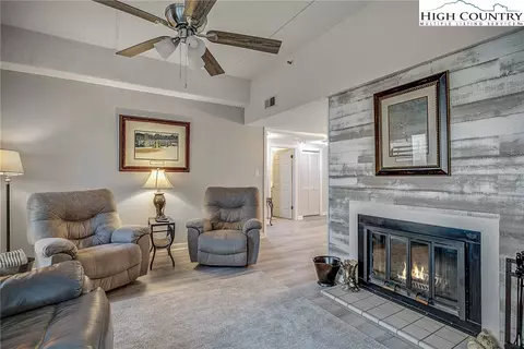 303 Sugar Top Dr #2717, Sugar Mountain, NC 28604