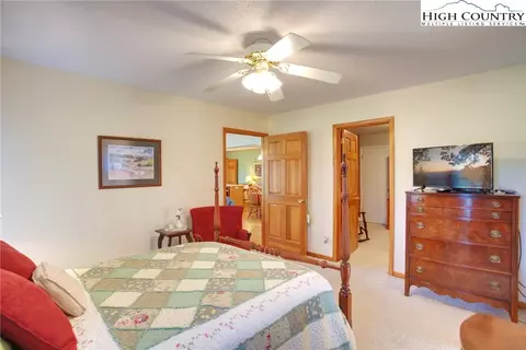 554 Cedar Ln, Boone, NC 28607 photo 21
