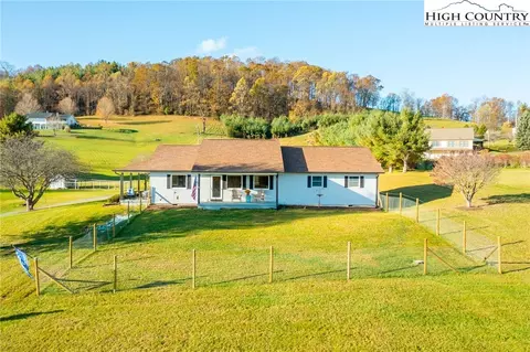249 Chestnut Grove Church Rd, Sparta, NC 28675