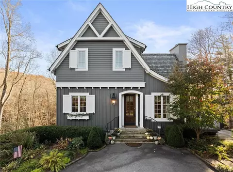269 Daingerfield Dr, Blowing Rock, NC 28605
