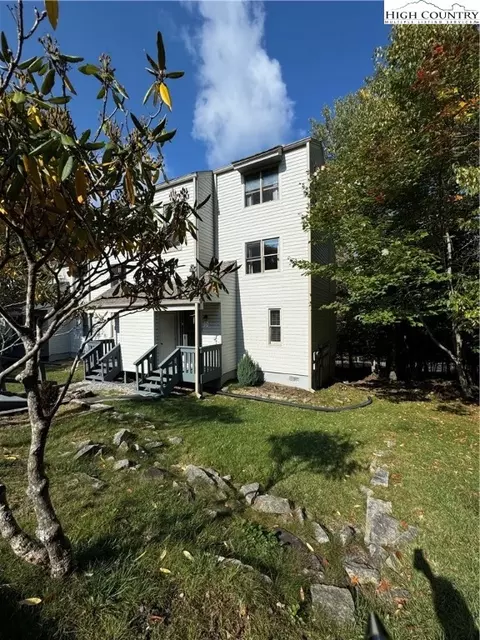 101 Hornbeam Rd #7D, Beech Mountain, NC 28604