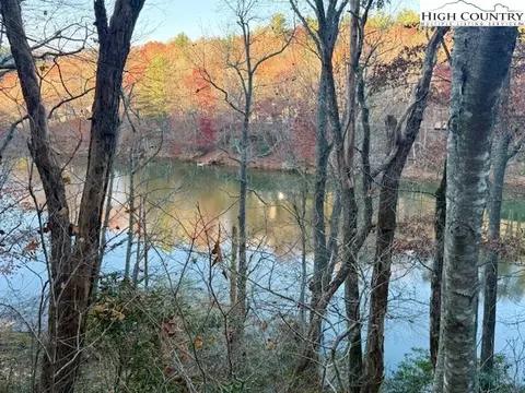 tbd Lakeside Dr, West Jefferson, NC 28694