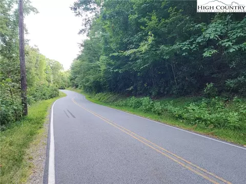 159 Buckeye Creek Rd, Beech Mountain, NC 28622