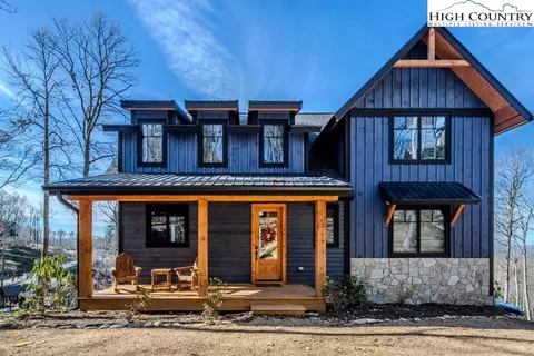 3 Red Sky Pkwy, Elk Park, NC 28622