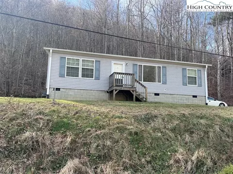1567 Claybank Rd, West Jefferson, NC 28694