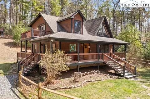 378 Lake Front Dr, Fleetwood, NC 28626