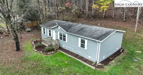 353 Elk Ln, Deep Gap, NC 28618