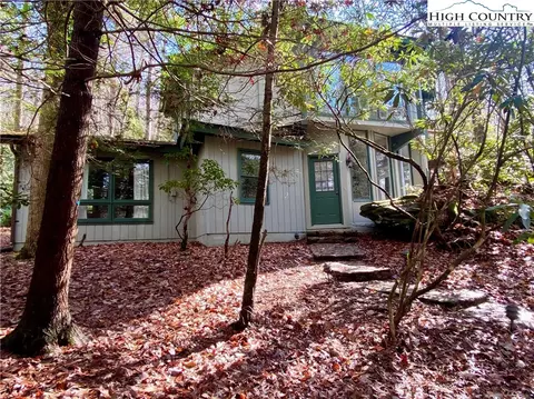 129 Laurel, Boone, NC 28607 photo 4