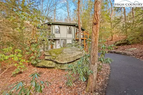 129 Laurel, Boone, NC 28607 photo 5