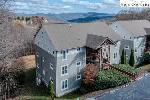 165 Grandfather Cir #111, Seven Devils, NC 28604