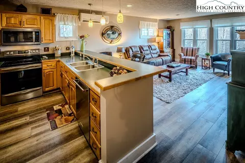 165 Grandfather Cir #111, Seven Devils, NC 28604 photo 11