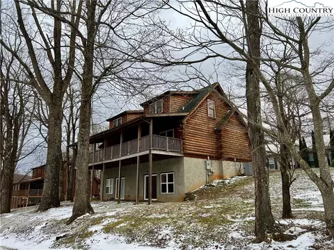 403 Ridgecrest Ave #5A & 5B, West Jefferson, NC 28694
