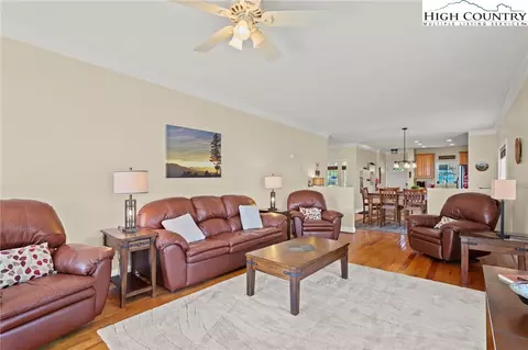 3441 Beech Mountain Pkwy #D2, Beech Mountain, NC 28604 photo 9