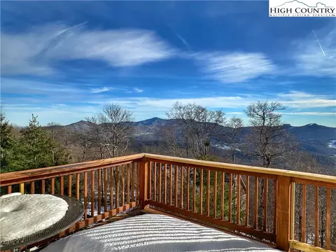 3441 Beech Mountain Pkwy #D2, Beech Mountain, NC 28604