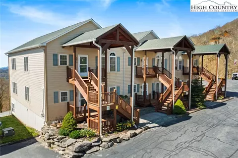 3441 Beech Mountain Pkwy #D2, Beech Mountain, NC 28604 photo 2