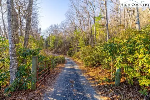 tbd 122 Oak Knob Trl, West Jefferson, NC 28694