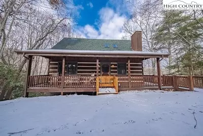 208 Little Boulder Ln, Seven Devils, NC 28604