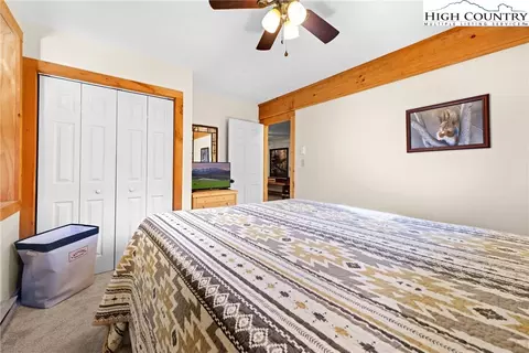 140 Jaybird Ln, Seven Devils, NC 28604 photo 32