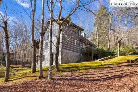 140 Jaybird Ln, Seven Devils, NC 28604 photo 5