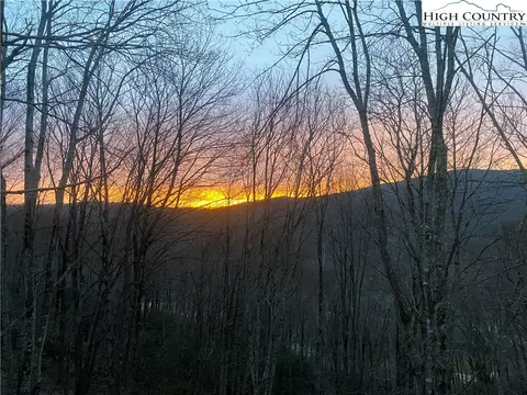 122 Chestnut Way Rd, Beech Mountain, NC 28604 photo 4