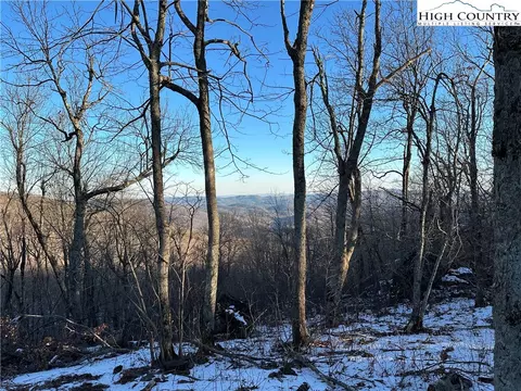 tbd Crown Point Rd, West Jefferson, NC 28694
