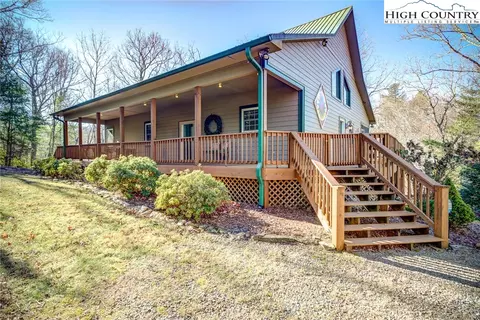 727 Riversedge Rd, Sparta, NC 28675