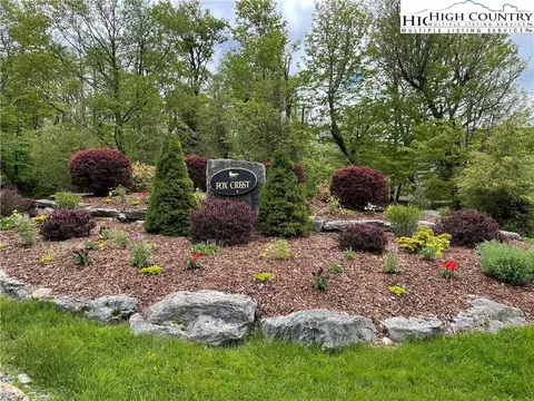 tbd Fox Crest Ln, Beech Mountain, NC 28604