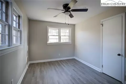 237 Queen St, Boone, NC 28607 photo 16