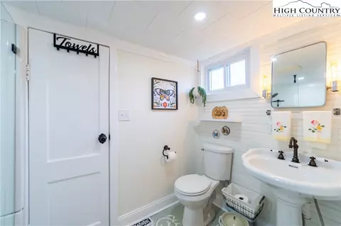 74 Joines St, Sparta, NC 28675 photo 34