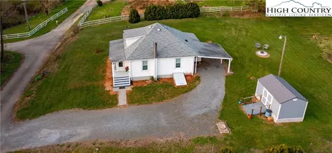 74 Joines St, Sparta, NC 28675 photo 7