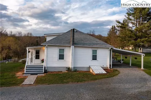 74 Joines St, Sparta, NC 28675 photo 8