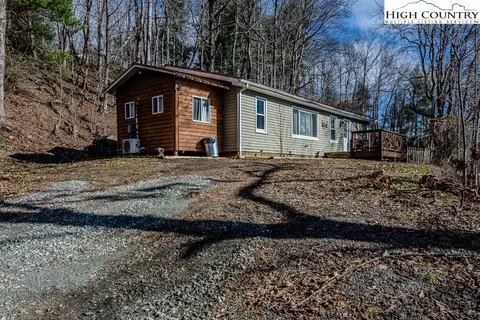 990 Old Bristol Rd, Boone, NC 28607 photo 3