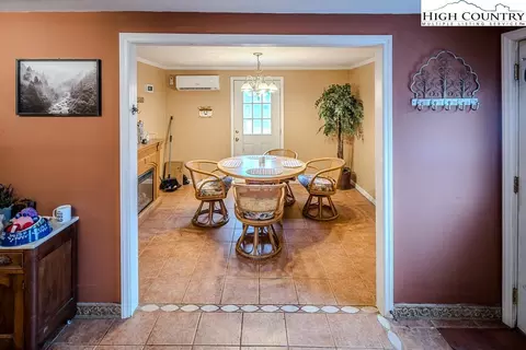 990 Old Bristol Rd, Boone, NC 28607 photo 13