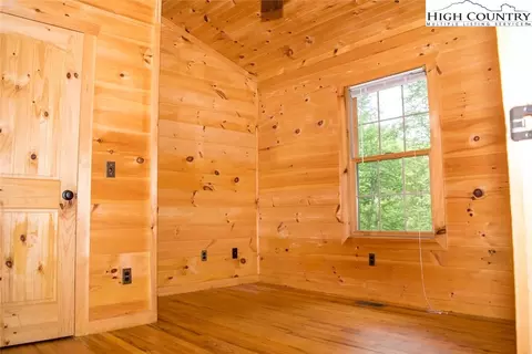 756 Deck Hill Rd, Boone, NC 28607 photo 10