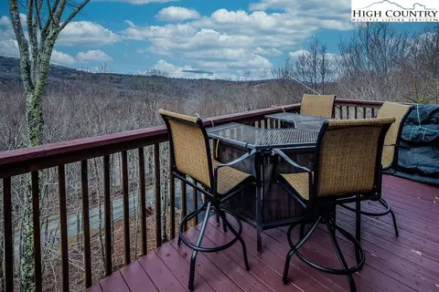113 Aster Trl, Beech Mountain, NC 28604