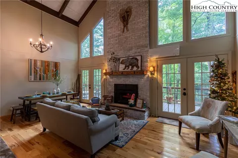 107 Overbrook Trl, Beech Mountain, NC 28604 photo 6