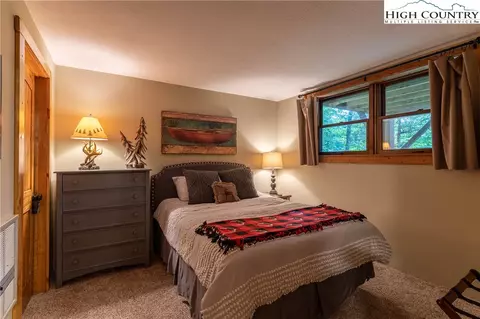 107 Overbrook Trl, Beech Mountain, NC 28604 photo 36