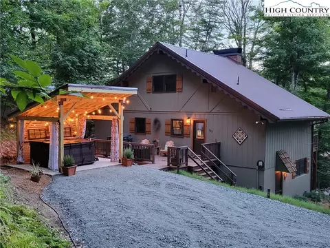 107 Overbrook Trl, Beech Mountain, NC 28604 photo 4