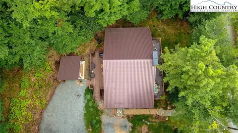 107 Overbrook Trl, Beech Mountain, NC 28604 photo 5