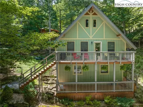108 Foxgrape Hollow Rd, Beech Mountain, NC 28604