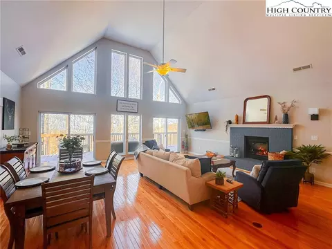 211 Overbrook Trl, Beech Mountain, NC 28604 photo 21