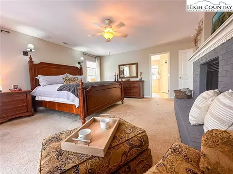 211 Overbrook Trl, Beech Mountain, NC 28604 photo 9