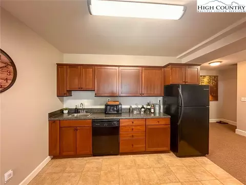 211 Overbrook Trl, Beech Mountain, NC 28604 photo 32