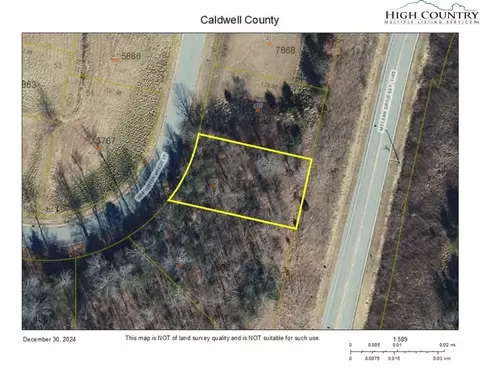 403 SE Huntington Woods St, Lenoir, NC 28645