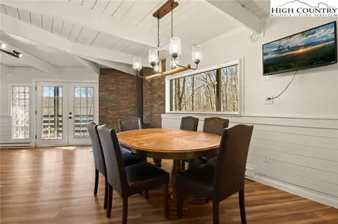 104 Black Birch Ln, Beech Mountain, NC 28604 photo 10