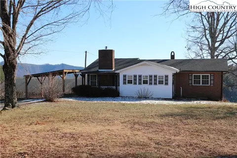 112 Carrie Dillard Rd, West Jefferson, NC 28694