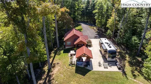 2256 Mt Carmel Rd, Sparta, NC 28675 photo 4