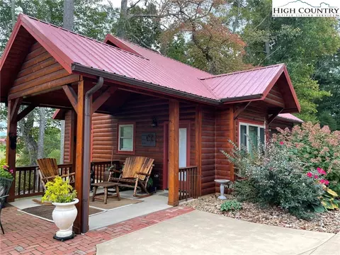 2256 Mt Carmel Rd, Sparta, NC 28675 photo 2