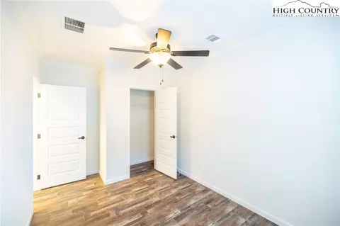 307 Willowbend Ln, Jefferson, NC 28640 photo 37